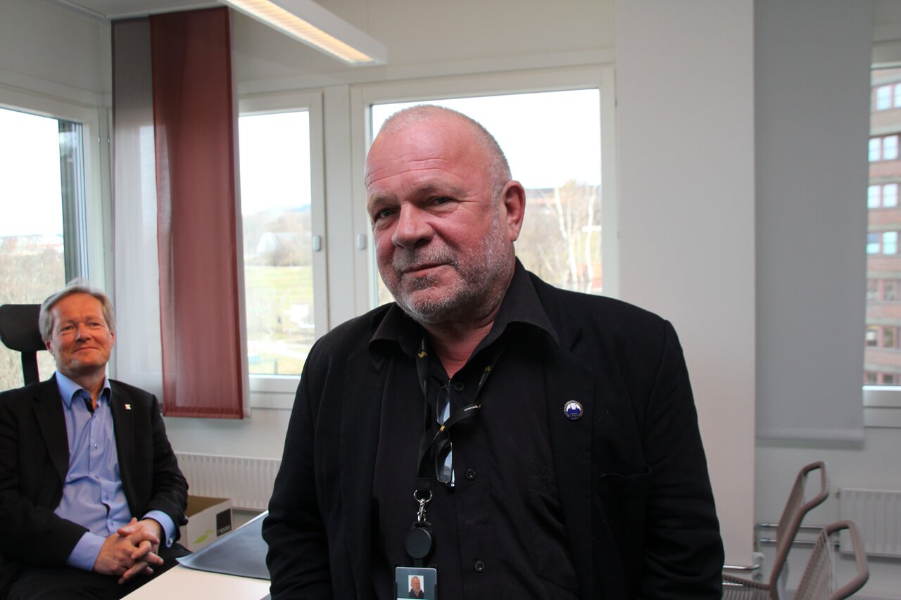 Fagforeningsleder Rune Aasen og konsernsjef i Sporveien Oslo AS, Cato Hellesjø.
