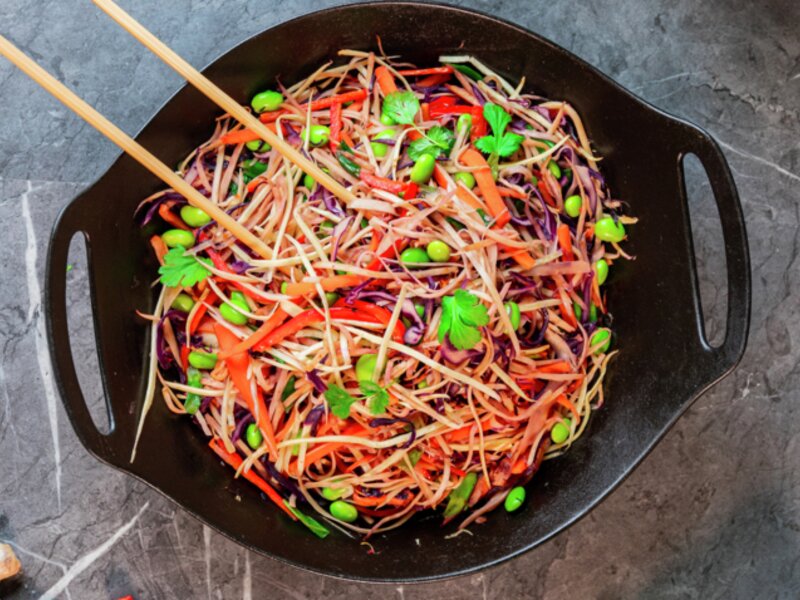 wok, strimlete rotgrønnsaker