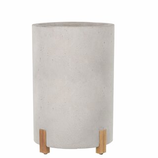 Cementkruka på träben,  D40 H69 cm