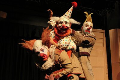 Coulrophobia - Opposable Thumb Theatre