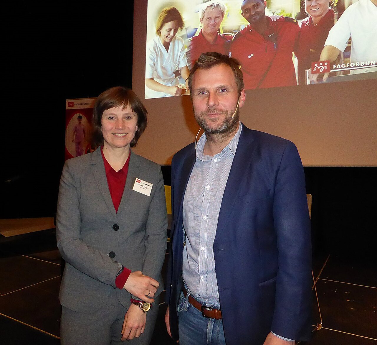 Kjersti Toppe(Sp) og Torgeir Micaelsen(Ap) innledet til politisk debatt i Tromsø, 