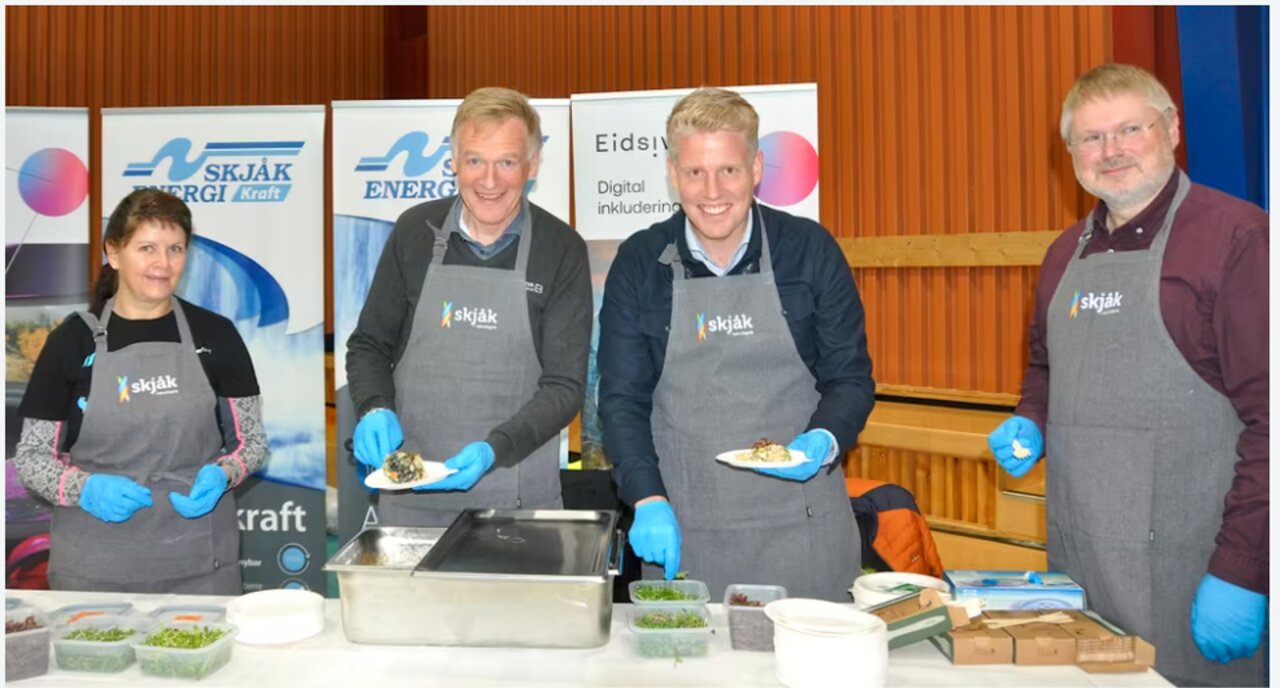 Representanter fra Eidsiva og Skjåk Energi lager "fibersalat" i Skjåk.