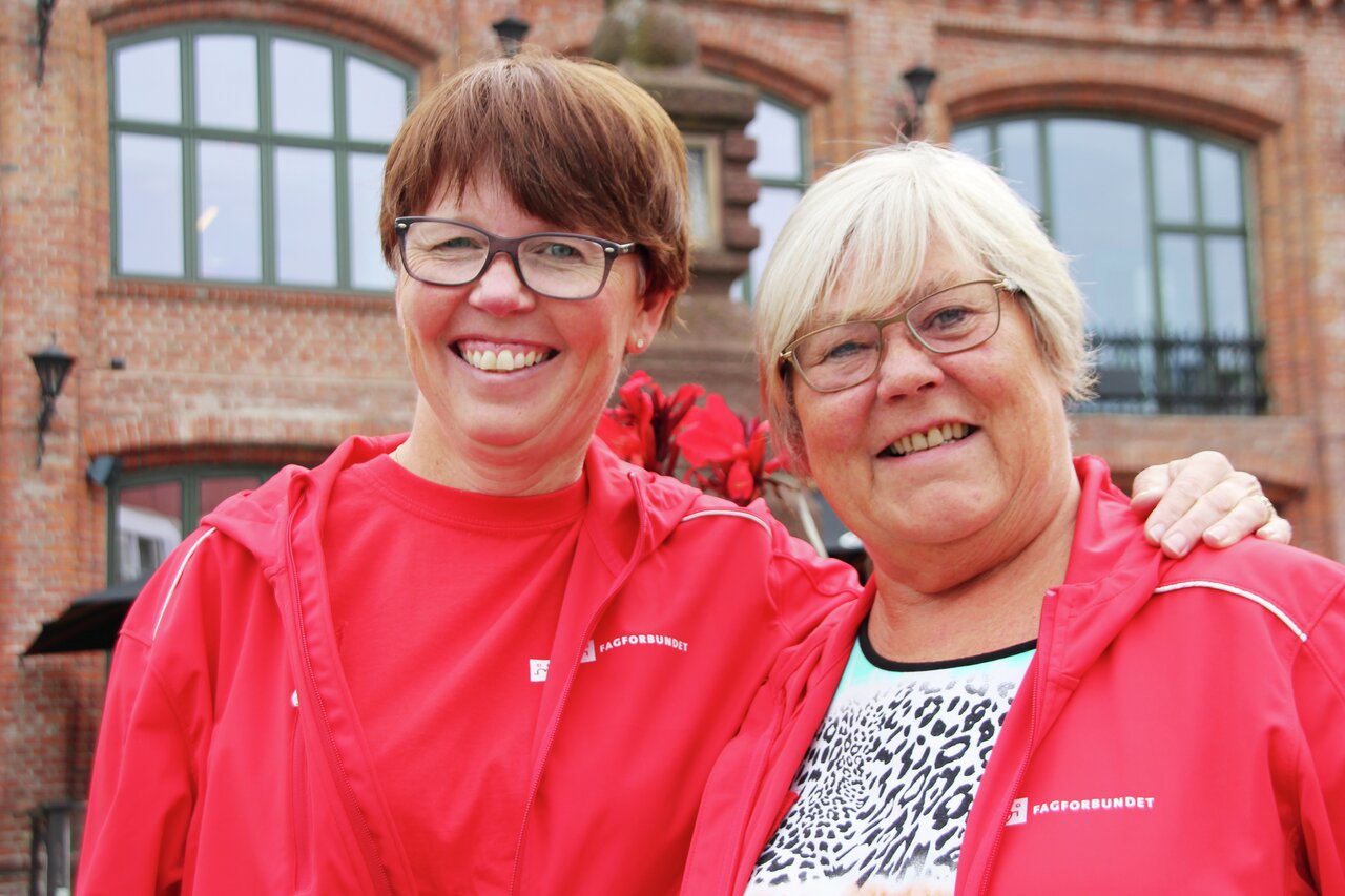 Fagforeningsleder Trine Waldussen fra Rygge og Hilde Torgersen fra Moss og Våler. Nå har de slått sammen fagforeningene og sørga for et godt lag med tillitsvalgte for å ta seg av ca 3000 medlemmer.