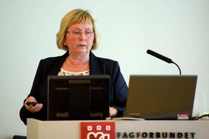 Spesialr&aring;dgiver Sidsel Schade tilbyr god hjelp til tillitsvalgte som &oslash;nsker informasjon fra leverand&oslash;rdatabasen.