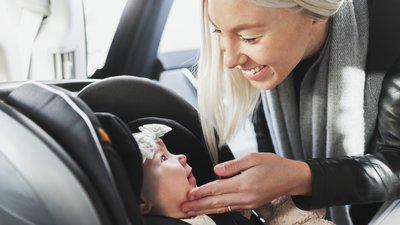 Baby i bilen