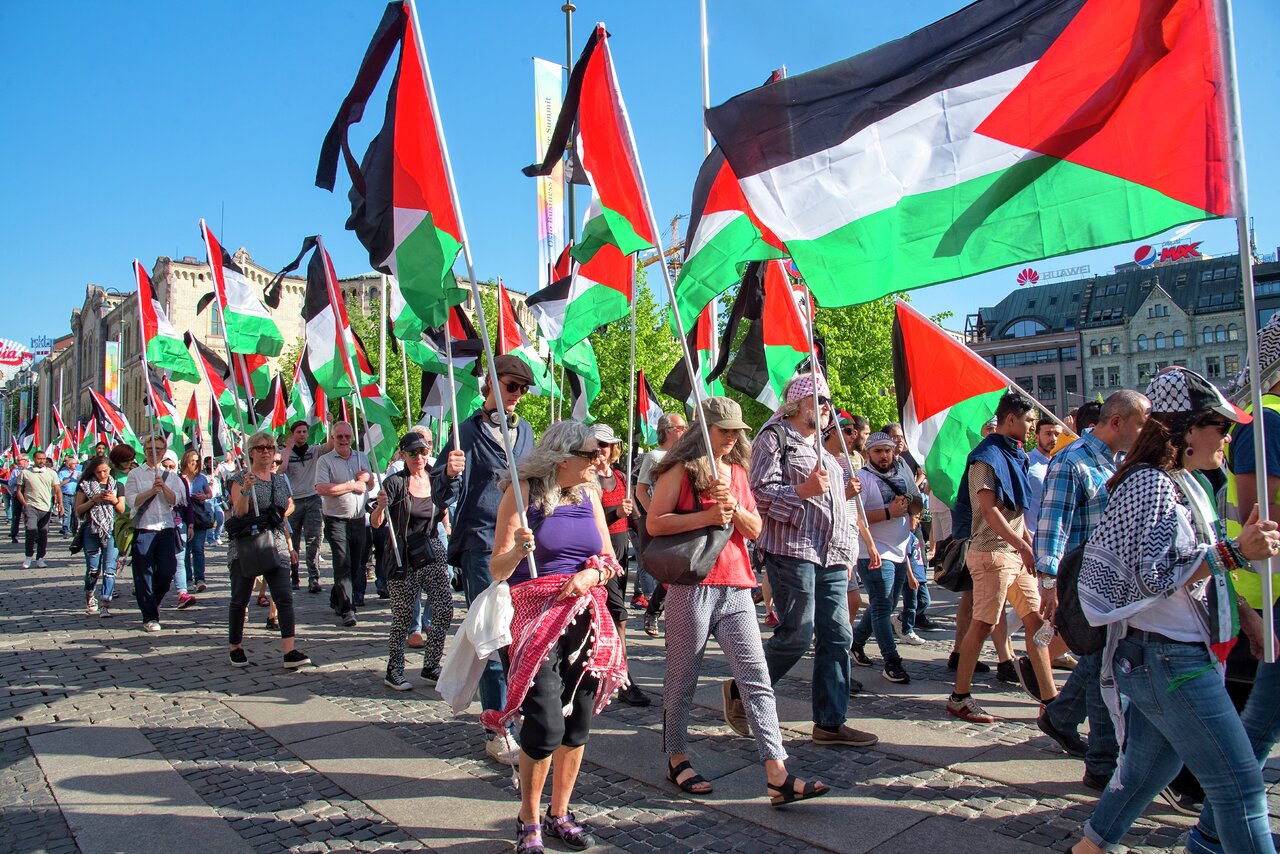 70 palestinske flagg ble et sterkt uttrykk i Nakba-markeringen i dag i Oslo. 
