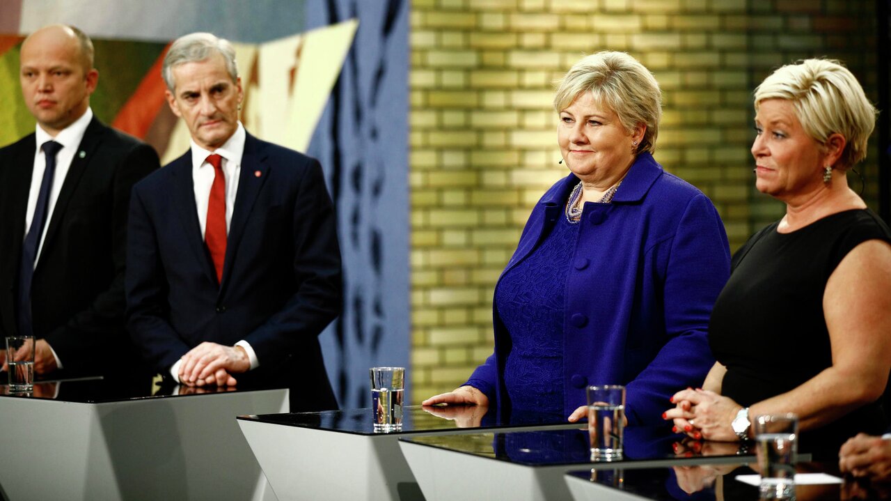 VALGNATTA: Partilederutspørring på Stortinget under gårsdagens valgnatt. Fra venstre: Trygve Slagsvold Vedum (SP), Jonas Gahr Støre (AP), statsminister Erna Solberg (H) og Siv Jensen (Frp)