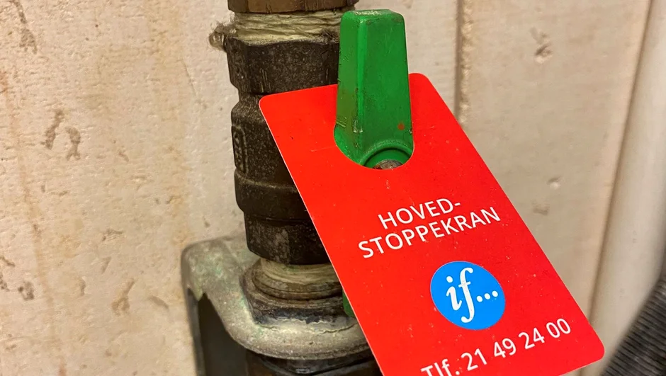En hovedstoppekran som er merket