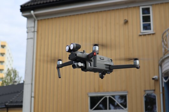 Kirkestuen AS har tatt i bruk drone til befaring.