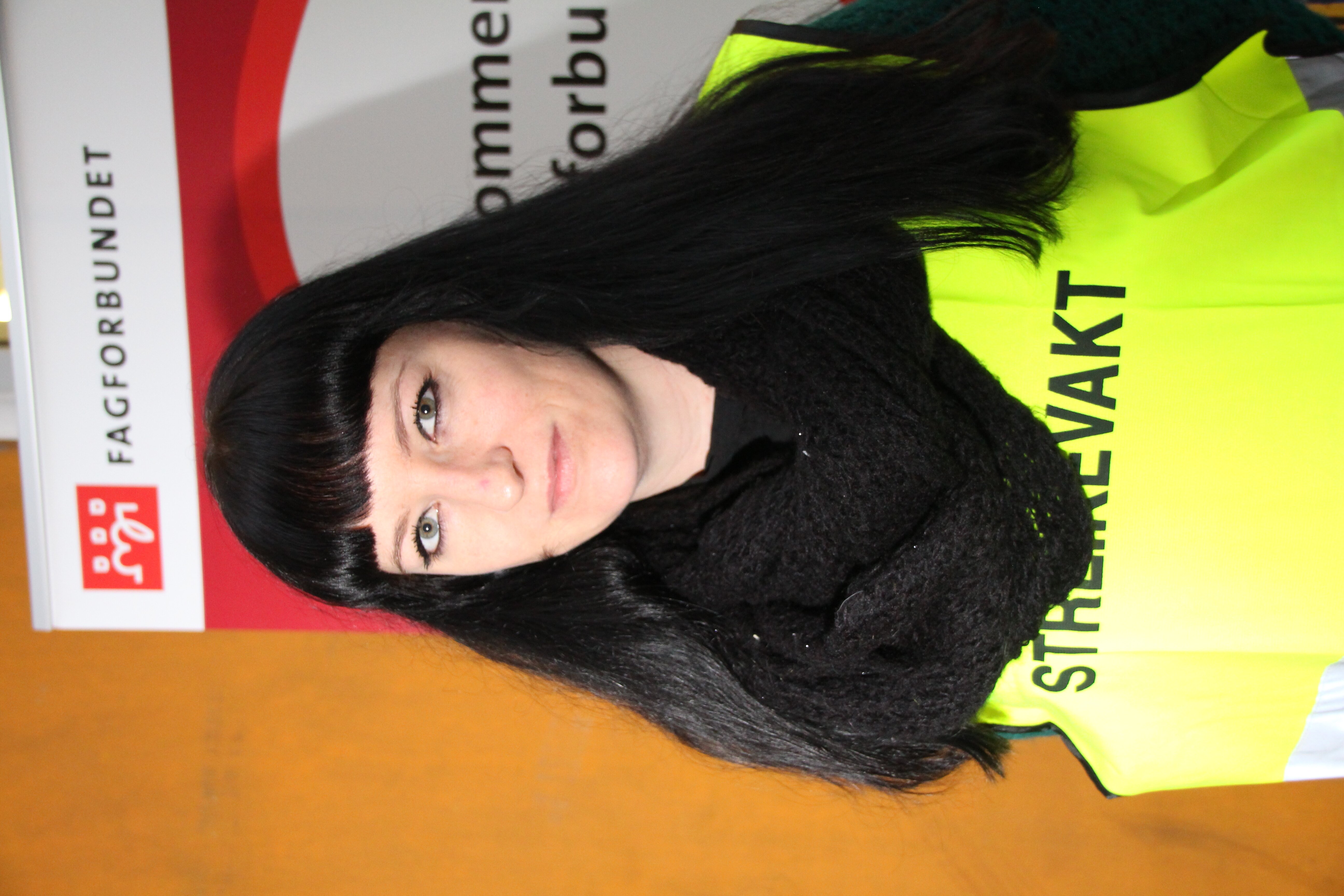 HK-tillitsvalgt Karianne Hansen Heien er streikeleder når 73 ansatte i Fagforbundet streiker.