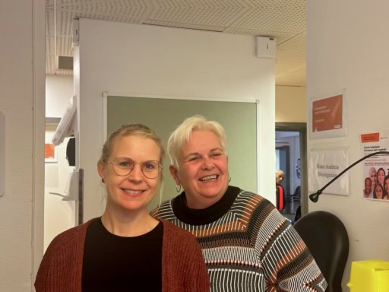 Linnea Näsholm og Hilde Reksjø jobber på Helsehuset for papirløse migranter. Reksjø er sykepleier og medlem i Fagforbundet Sykehus og Helse Oslo.