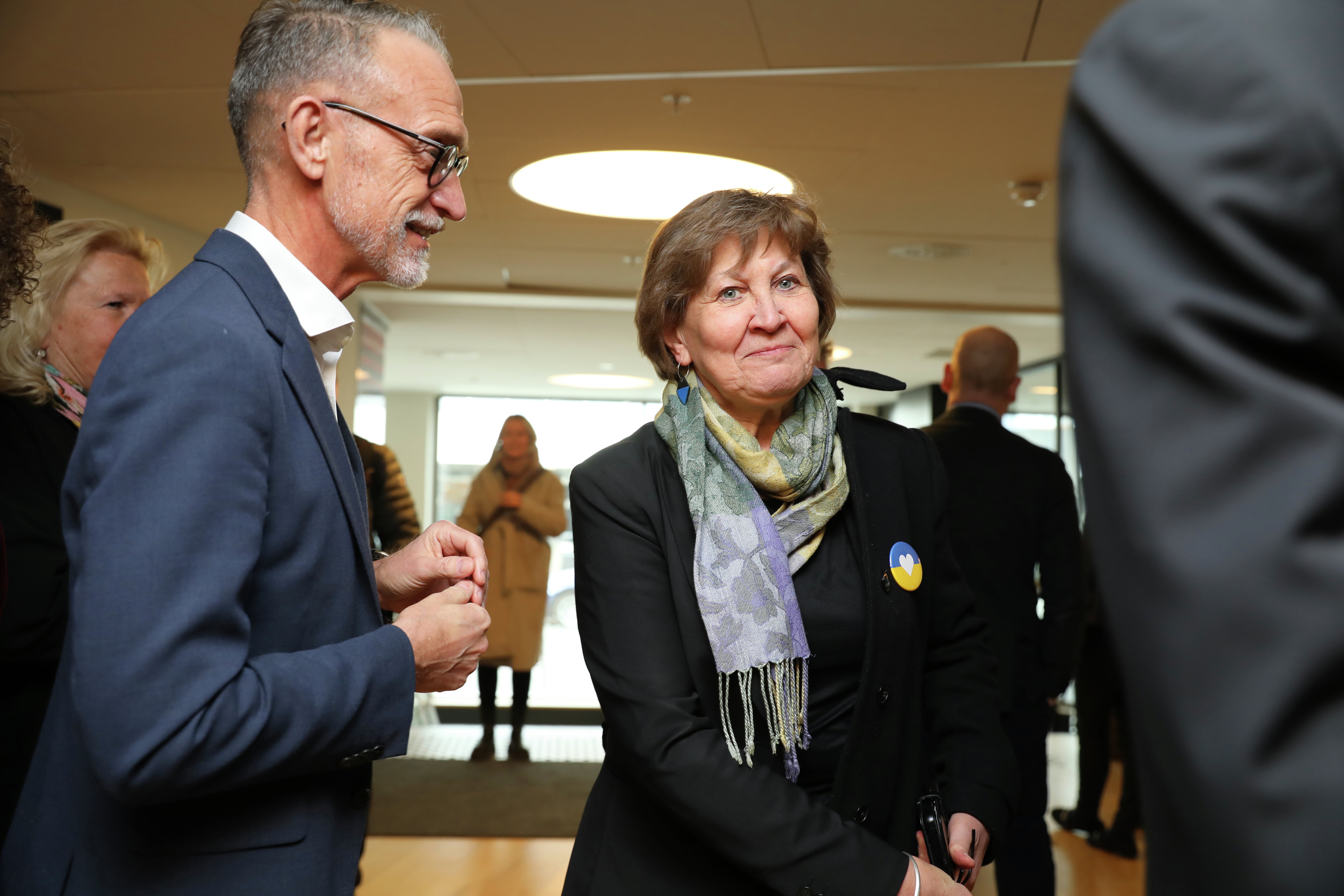 Forhandlingslederne for henholdsvis KS og LO Kommune: Tor Arne Gangsø og Mette Nord.