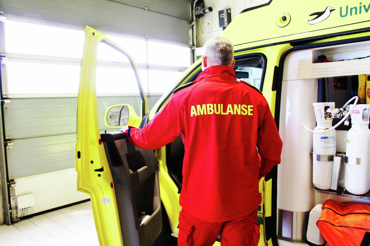 Fagforbundet mener at fagarbeidere med videreutdanning i nasjonal paramedic skal likestilles med paramedisinere. 
