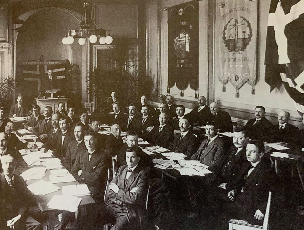 Stiftelsesmøtet i Norsk Kommunearbeiderforbund lørdag 14. februar 1920 i Lille sal i Folkets Hus i Oslo.
