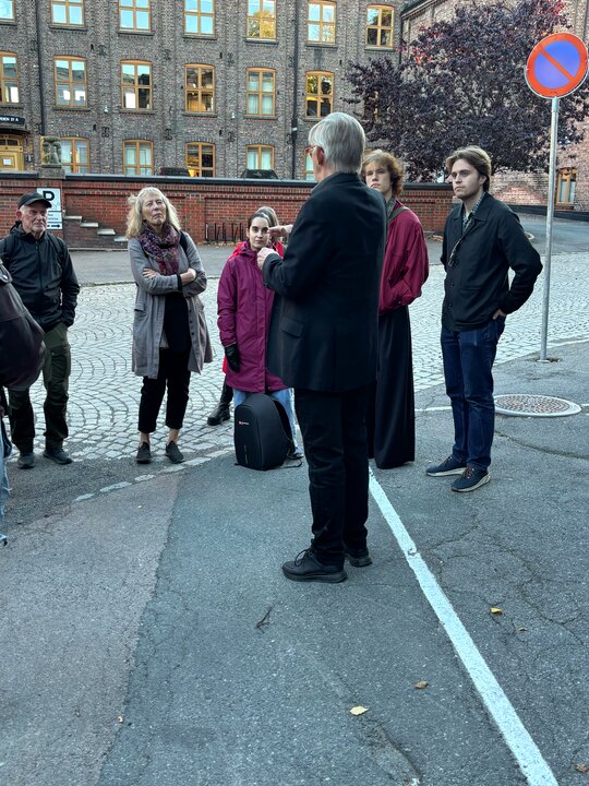 Til tross for d&aring;rlig HMS mange valgte &aring; jobbe der pga friheten etter arbeidet