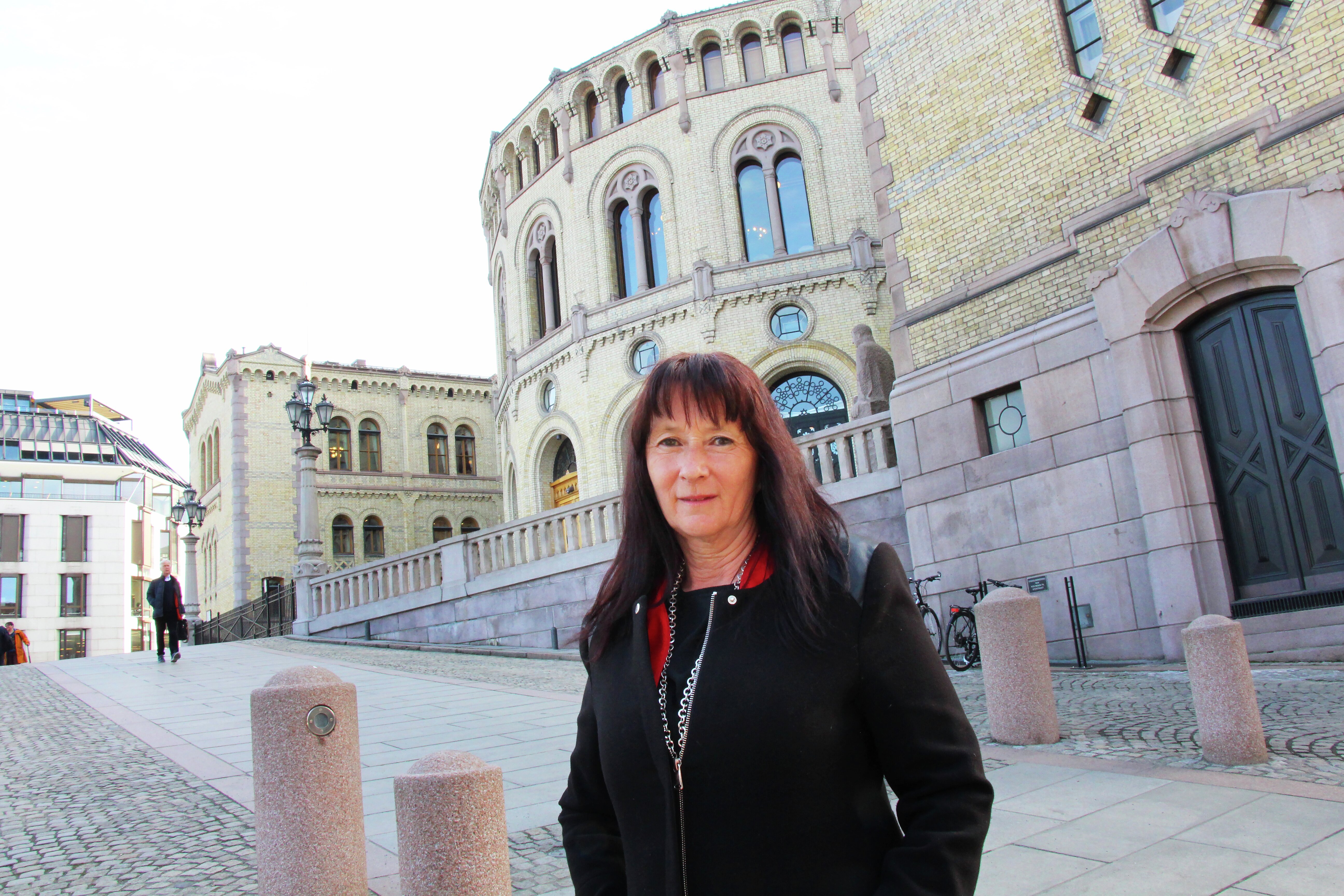 May-Britt Sundal, leder for Yrkesseksjon kirke, kultur og oppvekst i Fagforbundet, kommenterte forslaget om bemanningsnorm på høringen i Stortinget i dag.