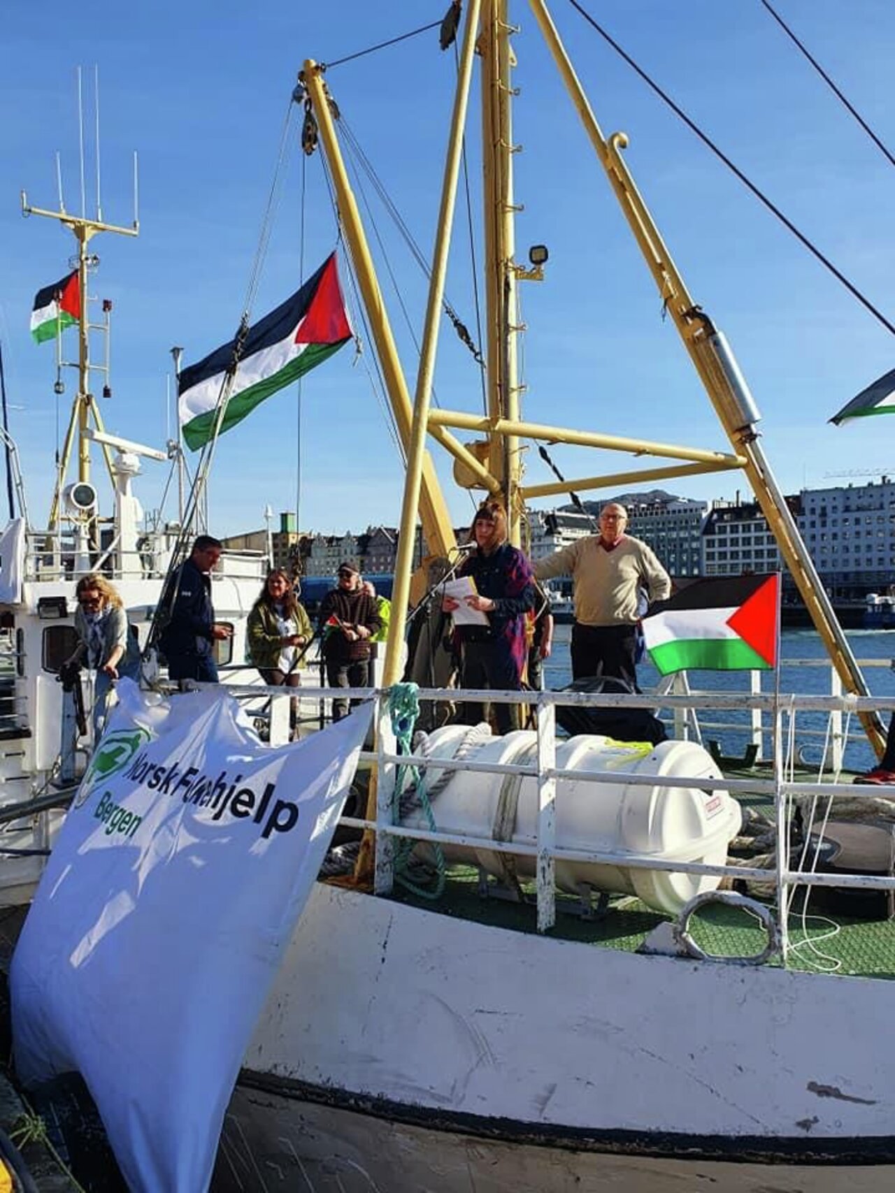 Sara Bell fra Fagforbundet holdt appell for Ship to Gaza