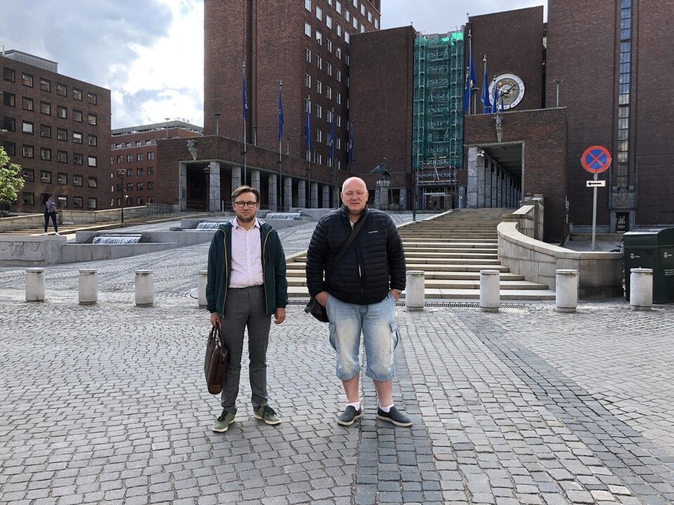 KAHs forhandlingsleder Per Egil Johansen (t.v.) og Fagforbundet Oslos leder Roger Dehlin er klare for tarifforhandlingene.